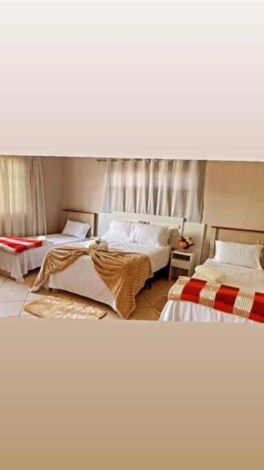 The House Cataratas E Paraguai Holiday home