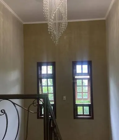 The House Foz Do Iguacu Cataratas E Paraguai Exterior photo