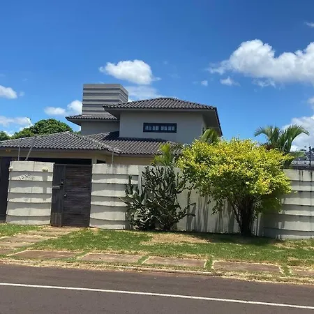 The House Foz Do Iguacu Cataratas E Paraguai Exterior photo